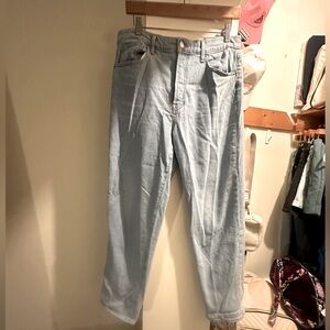 Veronika Beard Mom Jean